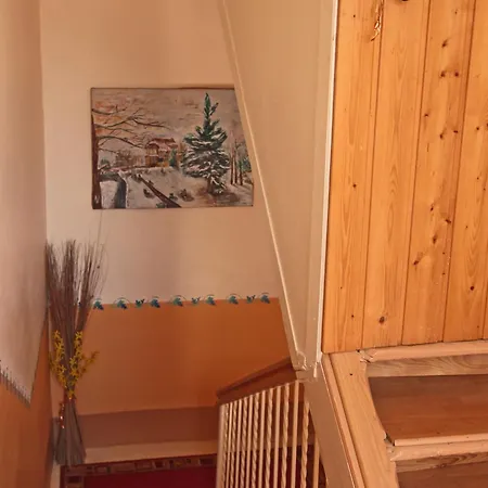 Hébergement de vacances Bellefontaine, 6 Pièces, 12 Personnes - Fr-1-589-40
